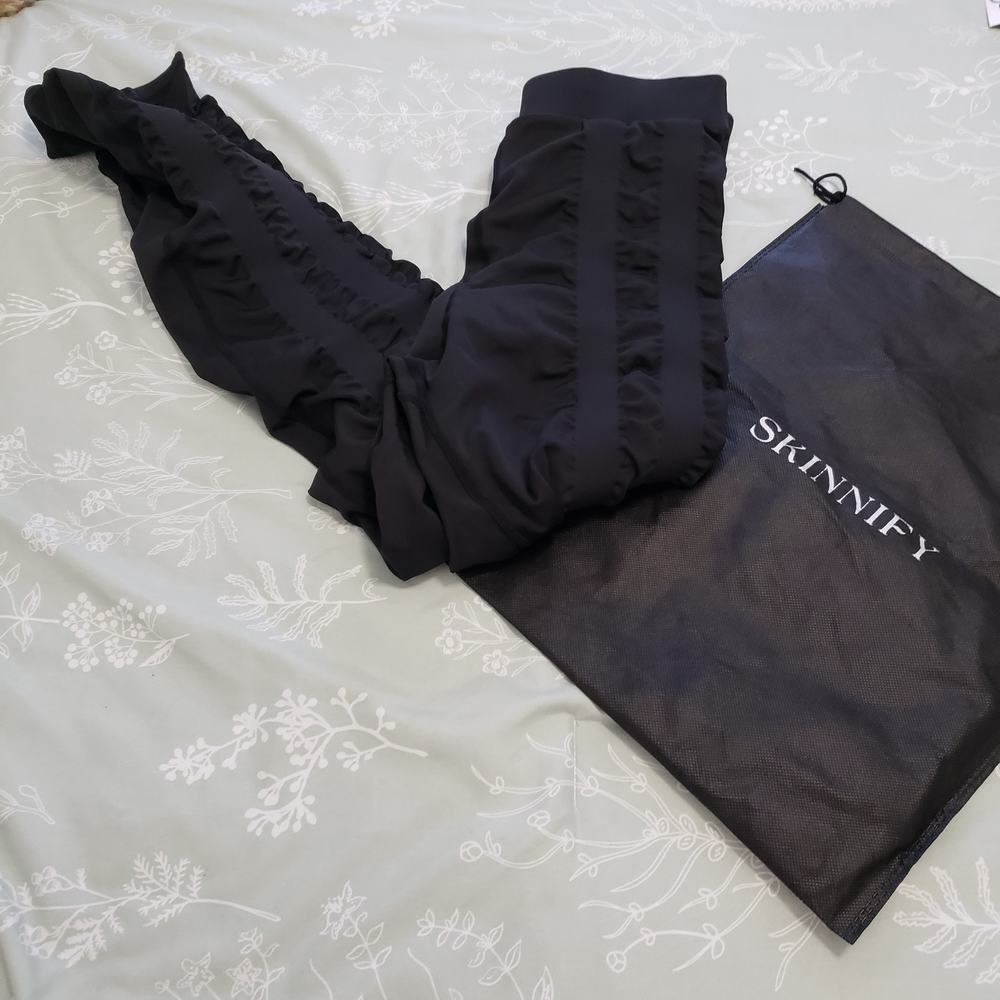 Skin Black Ruffled Leggings